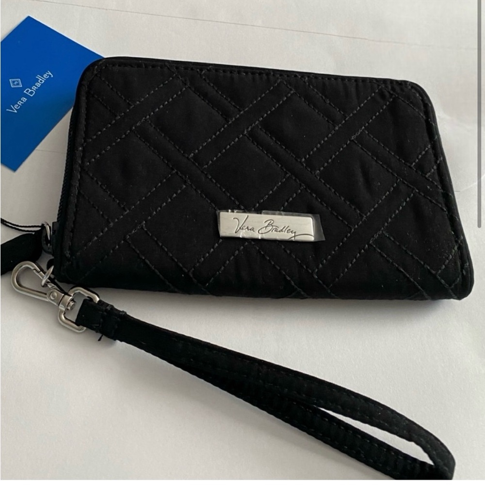 Vera Bradley Grab and Go RFID Wristlet in Black